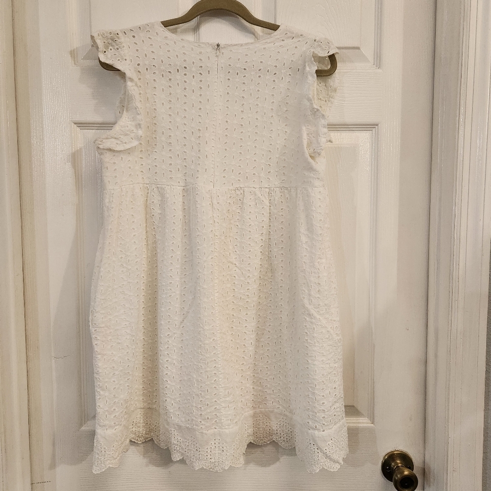 White Eyelet Sleeveless Sun Dress With Built In Shorts And Pockets - Picture 5 of 11